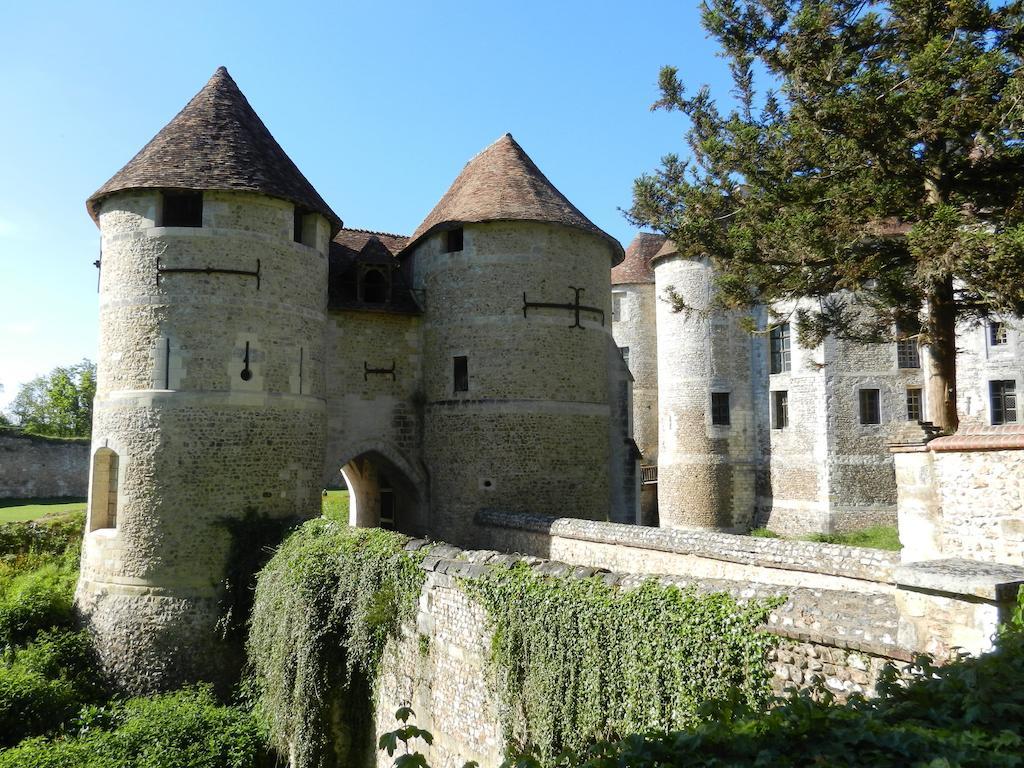 Le Gite Des Trois Vaches Brionne Cameră foto